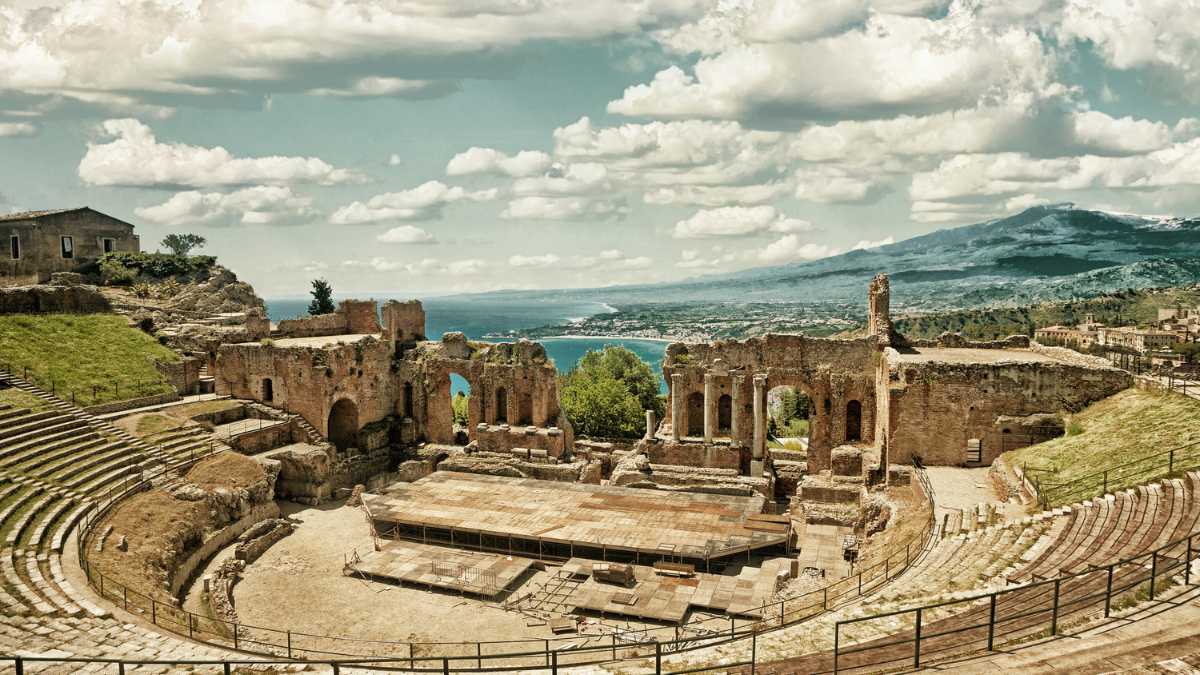 Qual è il periodo migliore per visitare Taormina nel 2026?